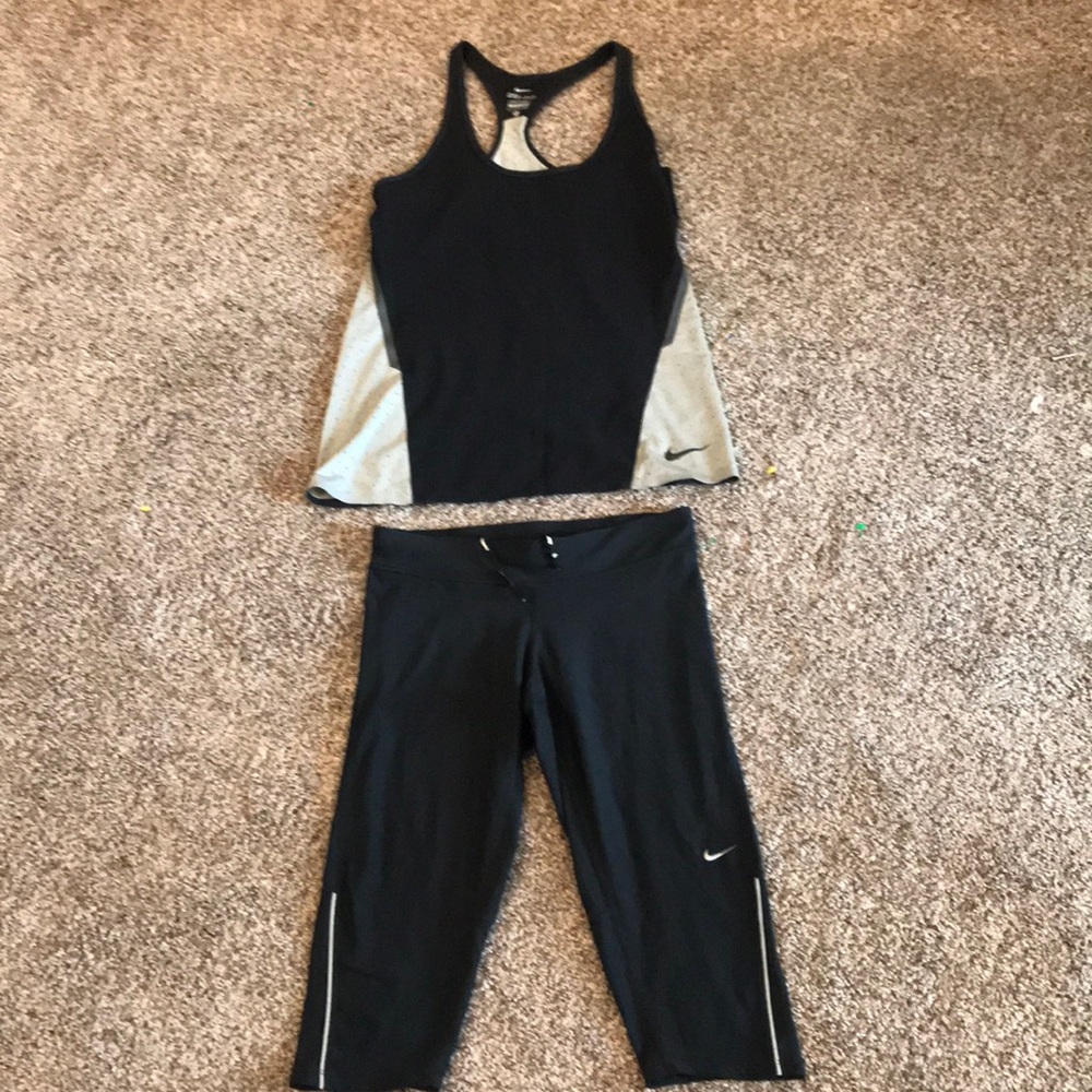 Nike tank and Capri leggings size small